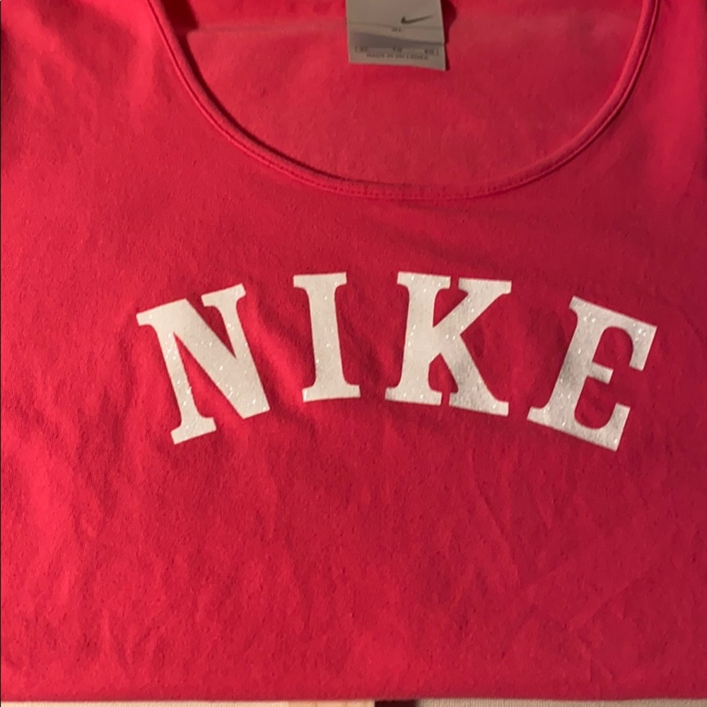 Pink Nike short sleeve top